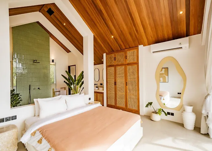 Semilir Villa *